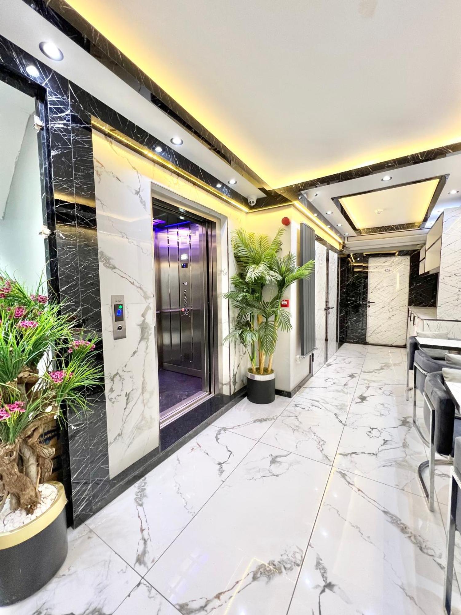 Taksim Larissa Hotel Suites Istanbulská provincie Exteriér fotografie