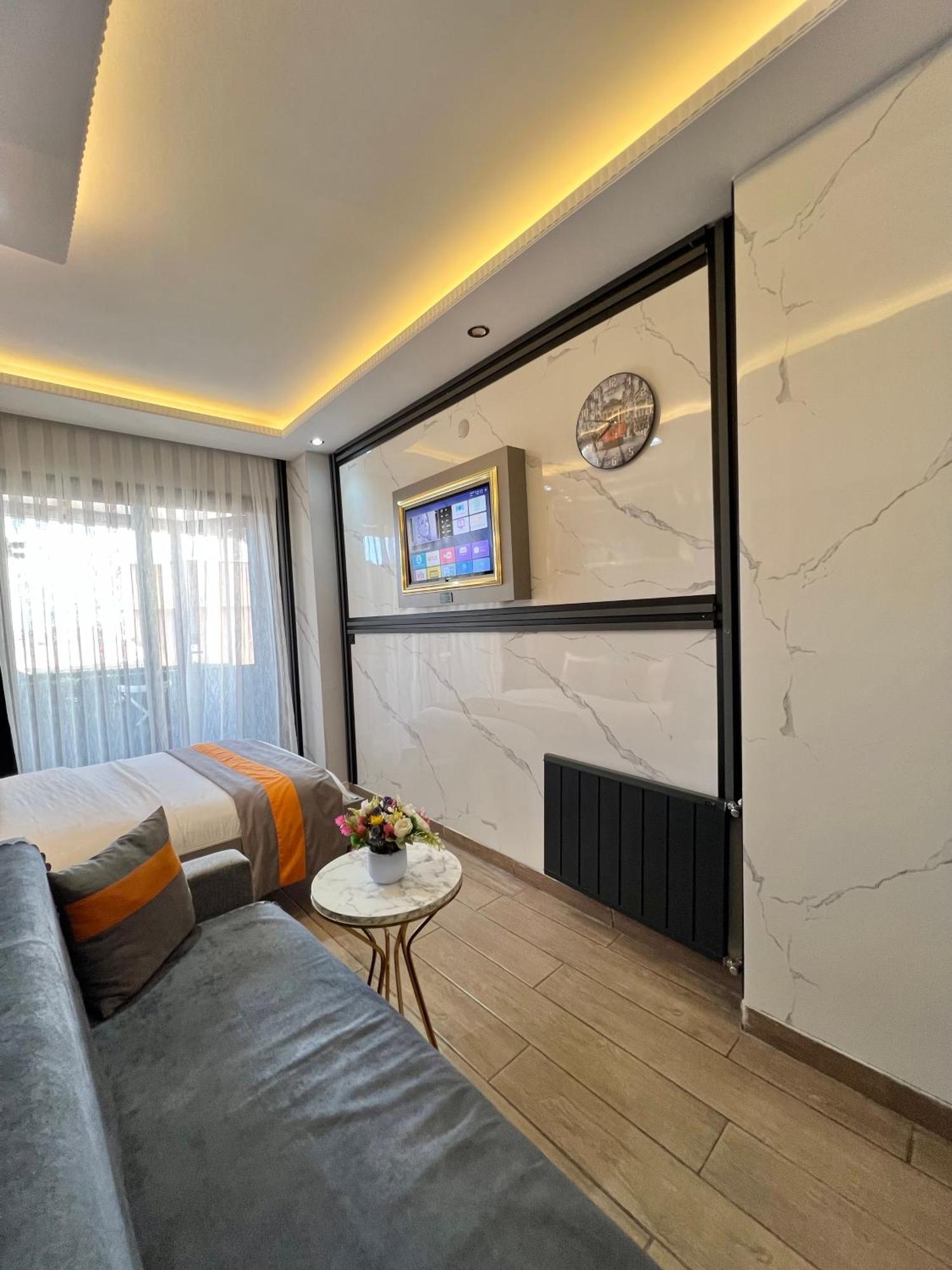 Taksim Larissa Hotel Suites Istanbulská provincie Exteriér fotografie