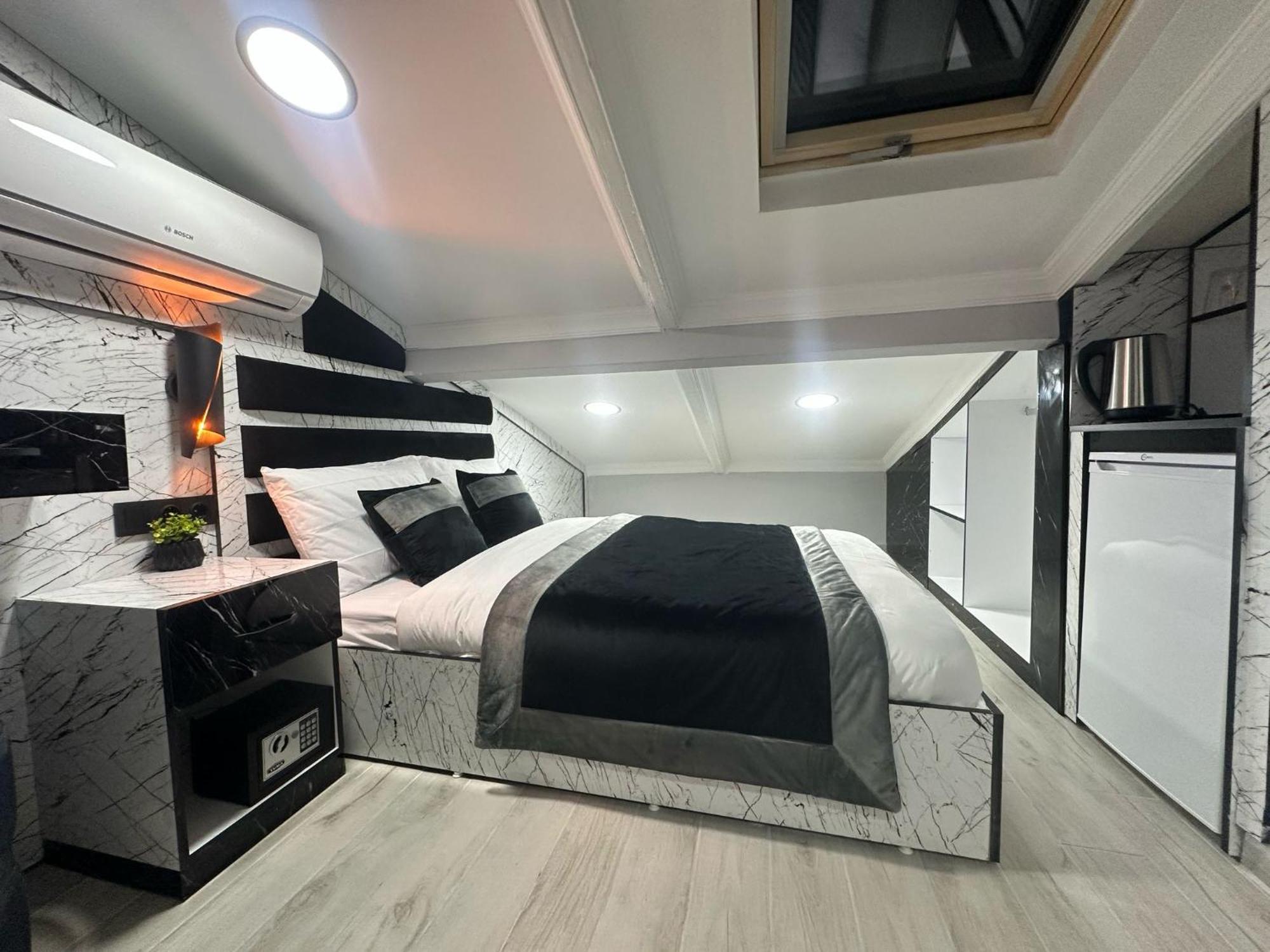 Taksim Larissa Hotel Suites Istanbulská provincie Exteriér fotografie